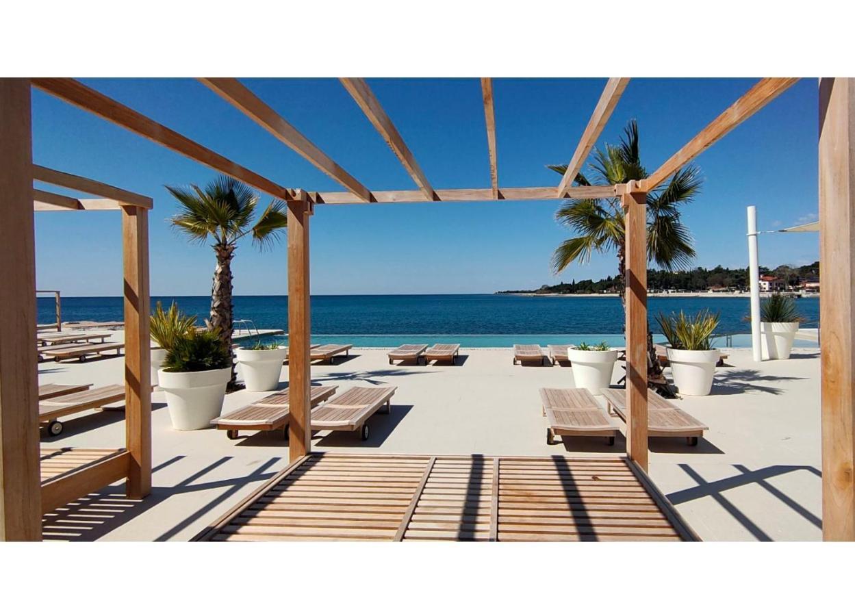 New!!! New Riva Luxury One - With Sunny Terrace & Big Garden Apartment Porec Luaran gambar